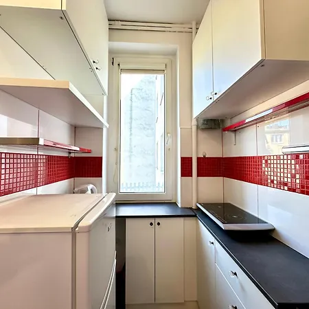 Wladyslawa Iv - Przy Skm *